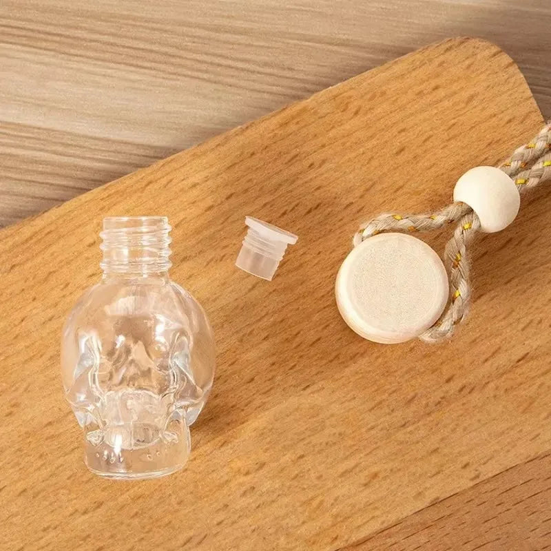 1PC Car Skull Perfume Bottle Aromatherapy Essential Oil Hanging Auto Air Freshener Home Interior Decoration 