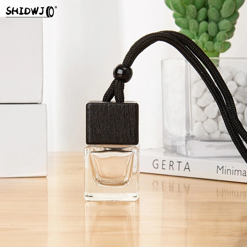 1pcs Dyed Square Cap Black Cap Empty Bottle Car Essential Oil Diffuser Fragrance Air Freshener Scent Perfume Bottle Ornament